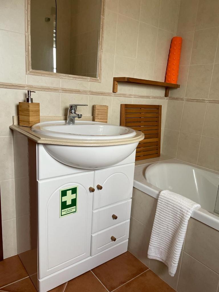 West Soul Village Arelho Bagian luar foto